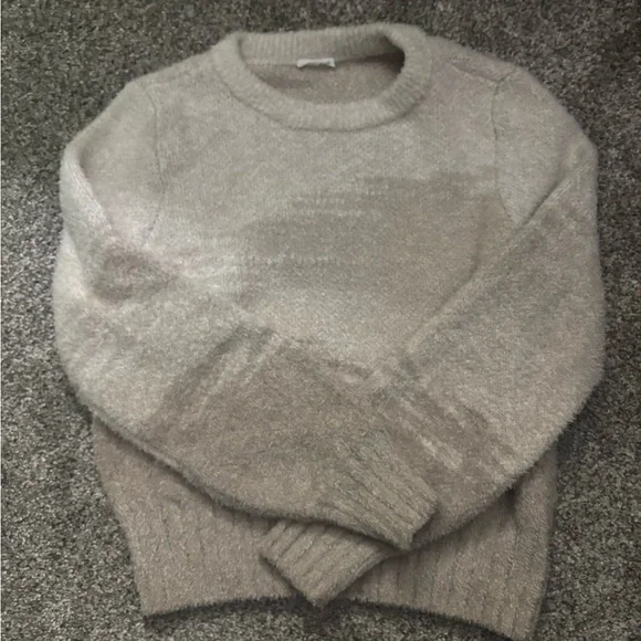 Abercrombie Kids Gray Sweater - Picture 1 of 1